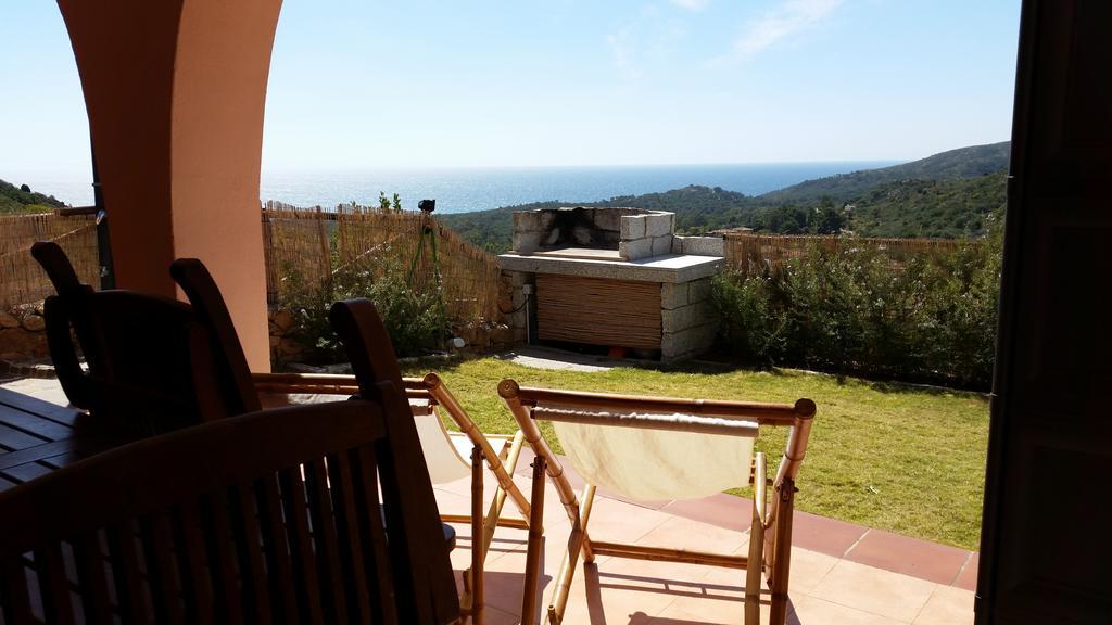 Villa Eden Home Holiday Santa Margherita di Pula Exteriör bild